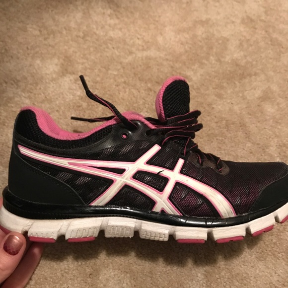 womens asics running shoes size 8